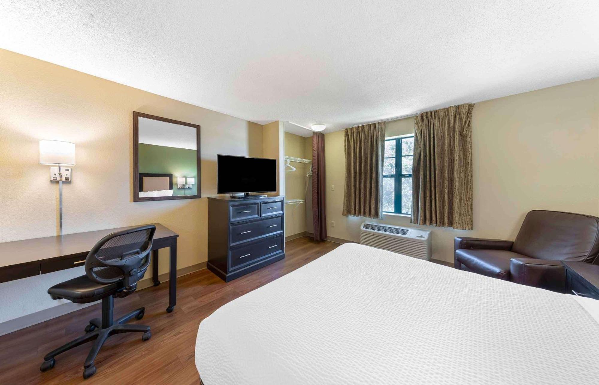 Extended Stay America Suites - Chicago - Schaumburg - I-90 Buitenkant foto
